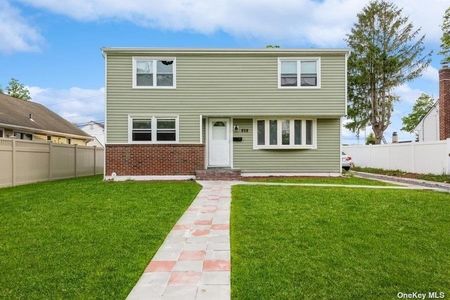 Image 1 of 29 for 828 Bruce Drive in Long Island, Wantagh, NY, 11793
