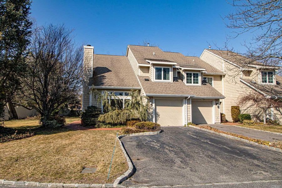 Image 1 of 20 for 1 Doral Lane in Long Island, Bay Shore, NY, 11706