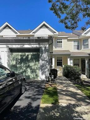 Image 1 of 25 for 91 Commodore Circle in Long Island, Port Jefferson Stati, NY, 11776