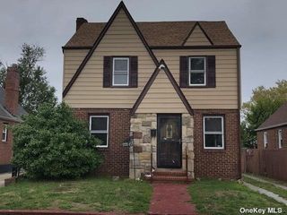 Image 1 of 27 for 223-27 114 Avenue in Queens, Cambria Heights, NY, 11411