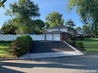 Image 1 of 32 for 5 Dunford Street in Long Island, Melville, NY, 11747