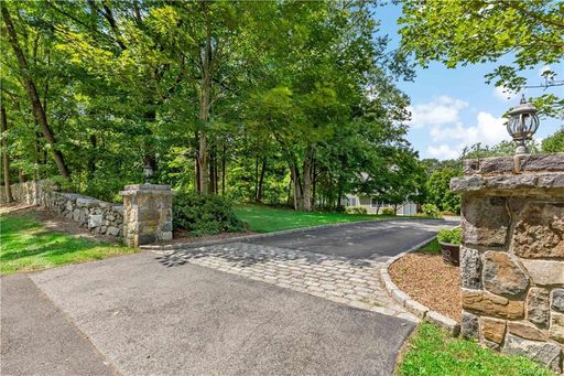 Image 1 of 36 for 121 Pinesbridge Road in Westchester, Ossining, NY, 10562