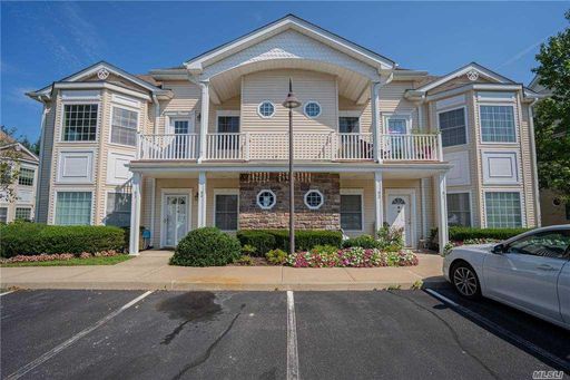 Image 1 of 15 for 94 Autumn Drive in Long Island, Plainview, NY, 11803