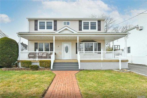 Image 1 of 21 for 3 Cambridge Avenue in Long Island, Bethpage, NY, 11714