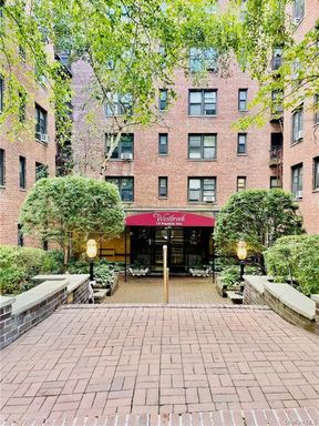 Image 1 of 15 for 10 Franklin Avenue #4E in Westchester, White Plains, NY, 10601