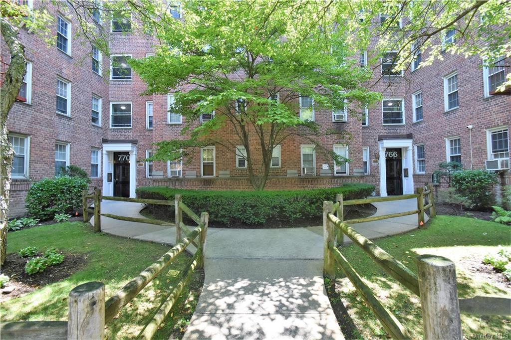 766 Bronx River Road #B61 in Westchester, Yonkers, NY 10708