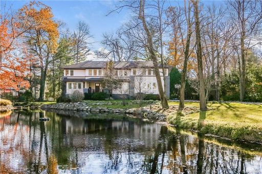 Image 1 of 21 for 10 Leatherstocking Lane in Westchester, Scarsdale, NY, 10583