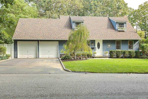Image 1 of 34 for 25 Semon Rd in Long Island, Huntington, NY, 11743