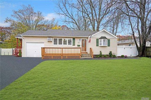 Image 1 of 33 for 96 Andreano Ave in Long Island, E. Patchogue, NY, 11772