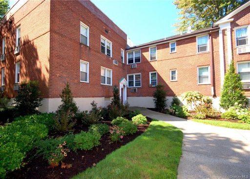 Image 1 of 22 for 703 Palmer Court #1-C in Westchester, Mamaroneck, NY, 10543