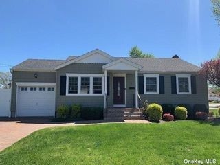 Image 1 of 18 for 2 Darley Road in Long Island, Plainview, NY, 11803
