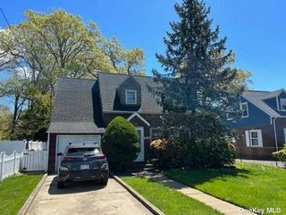 Image 1 of 2 for 259 Hempstead Gardens Drive in Long Island, West Hempstead, NY, 11552