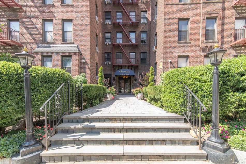 Image 1 of 11 for 83-84 116th Street #4D in Queens, Kew Gardens, NY, 11418