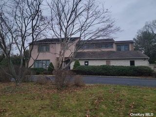 Image 1 of 26 for 22 Ferraro Drive in Long Island, Holbrook, NY, 11741