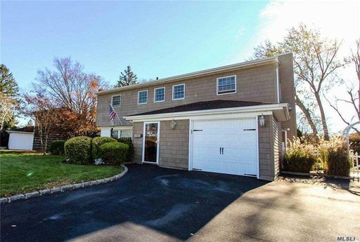 Image 1 of 34 for 28 Cottonwood Drive in Long Island, Commack, NY, 11725