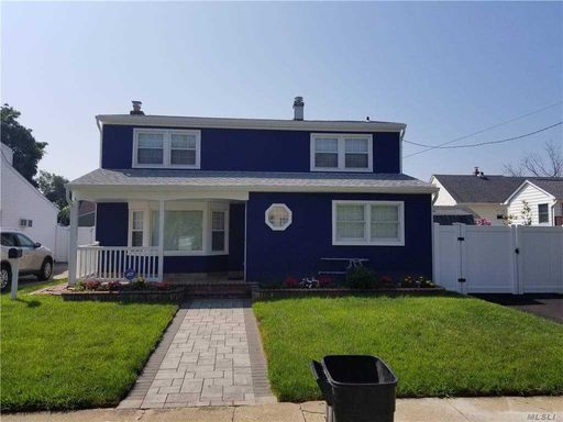 Image 1 of 18 for 918 Hayes St in Long Island, Baldwin, NY, 11510