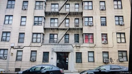 Image 1 of 12 for 2025 Valentine Avenue #2B in Bronx, Out Of Area Town, NY, 10457