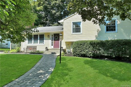Image 1 of 28 for 14 Highview Drive in Westchester, Scarsdale, NY, 10583