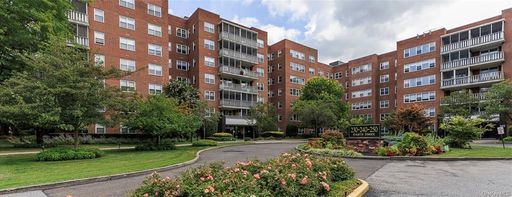 Image 1 of 21 for 230 Garth Road #5B 1 in Westchester, Scarsdale, NY, 10583