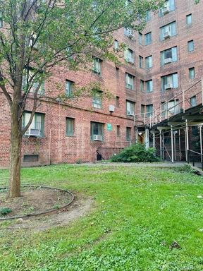 Image 1 of 8 for 1585 Odell Street #7D in Bronx, Out Of Area Town, NY, 10462