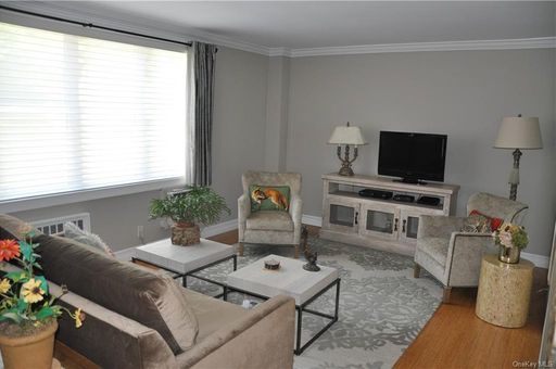 Image 1 of 10 for 25 Franklin Avenue #4F in Westchester, White Plains, NY, 10603