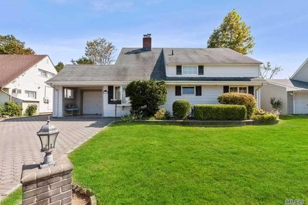 Image 1 of 20 for 232 Cypress Ln in Long Island, Westbury, NY, 11590