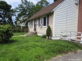Image 1 of 7 for 15 E Booker Avenue in Long Island, Wyandanch, NY, 11798