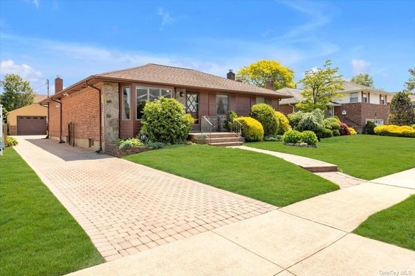 Image 1 of 31 for 123 Ketchams Road in Long Island, Syosset, NY, 11791