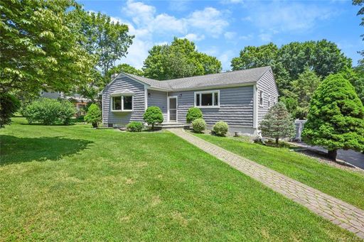 Image 1 of 35 for 210 Westlake Drive in Westchester, Mount Pleasant, NY, 10595