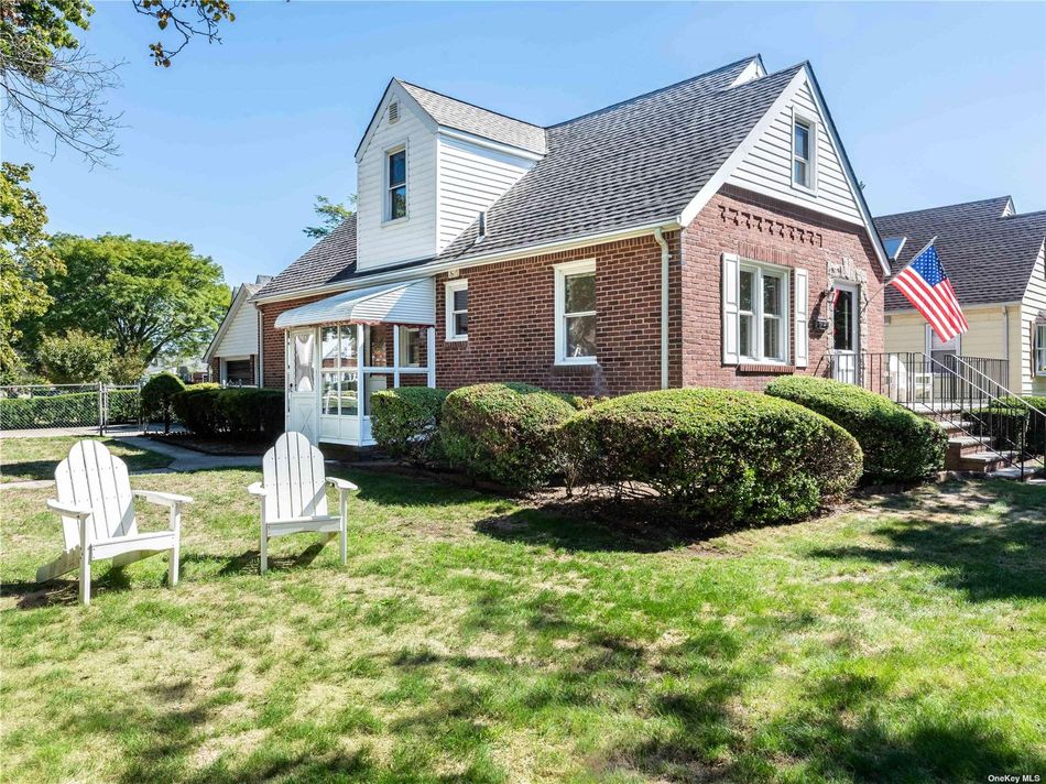Image 1 of 13 for 54 Rose Lane in Long Island, New Hyde Park, NY, 11040