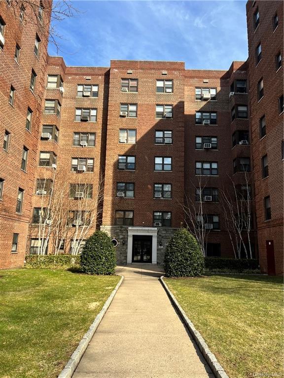 465 Lincoln #405 in Westchester, Mount Vernon, NY 10552