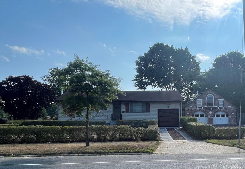 Image 1 of 28 for 801 Connetquot Avenue in Long Island, Islip Terrace, NY, 11752