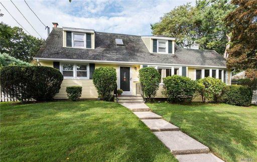 Image 1 of 26 for 99 Fort Hill Road in Long Island, Huntington, NY, 11743