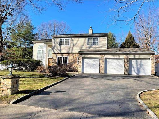 Image 1 of 24 for 8 Arbor Field Way in Long Island, Lake Grove, NY, 11755