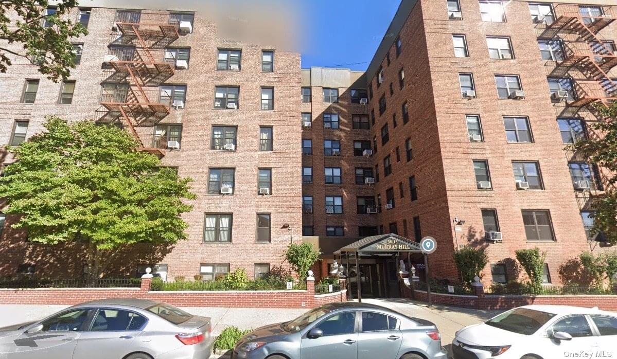 38-15 149th Street #6B in Queens, Flushing, NY 11354