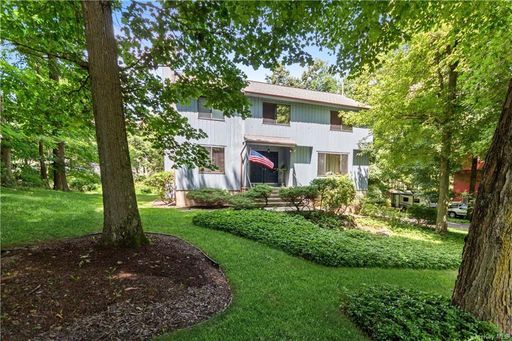 Image 1 of 34 for 18 Maple Moor Lane in Westchester, Cortlandt Manor, NY, 10567