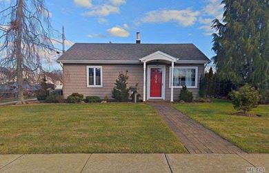 Image 1 of 14 for 239 Forest Avenue in Long Island, Massapequa, NY, 11758