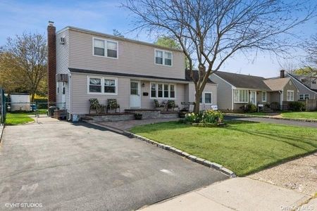Image 1 of 36 for 1038 Barrie Avenue in Long Island, Wantagh, NY, 11793