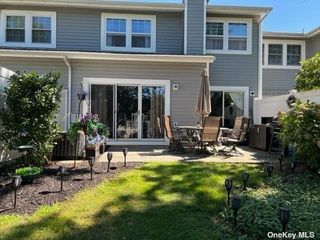 Image 1 of 26 for 132 Fairfield Drive #132 in Long Island, Holbrook, NY, 11741