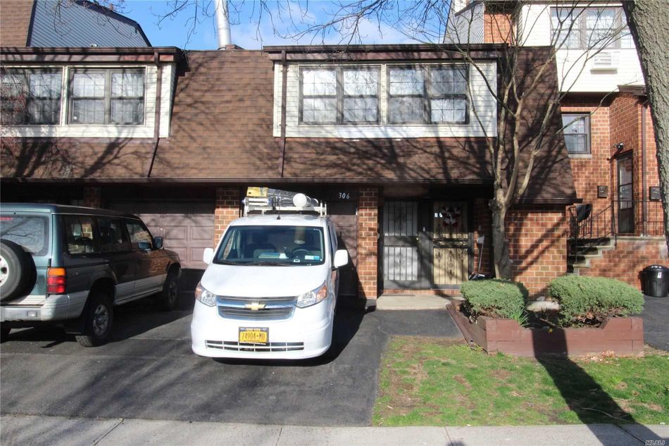 Image 1 of 14 for 3-06 121st Street ##77 in Queens, College Point, NY, 11356