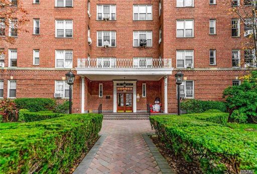 Image 1 of 11 for 68-37 108th Street #5E in Queens, Forest Hills, NY, 11375