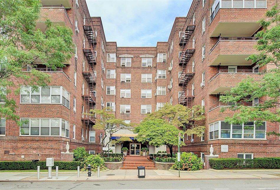 Image 1 of 34 for 106-15 Queens Boulevard #2R in Queens, Forest Hills, NY, 11375