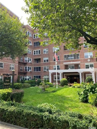 Image 1 of 10 for 67-66 108 Street #B25 in Queens, Forest Hills, NY, 11375