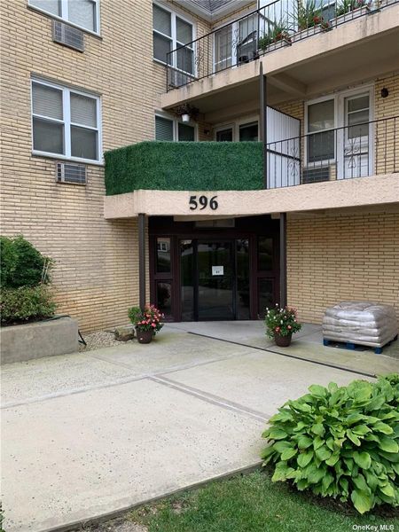Image 1 of 27 for 596 Broadway #18B in Long Island, Lynbrook, NY, 11563