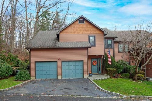 Image 1 of 25 for 3 Adams Ct in Long Island, Oyster Bay, NY, 11771