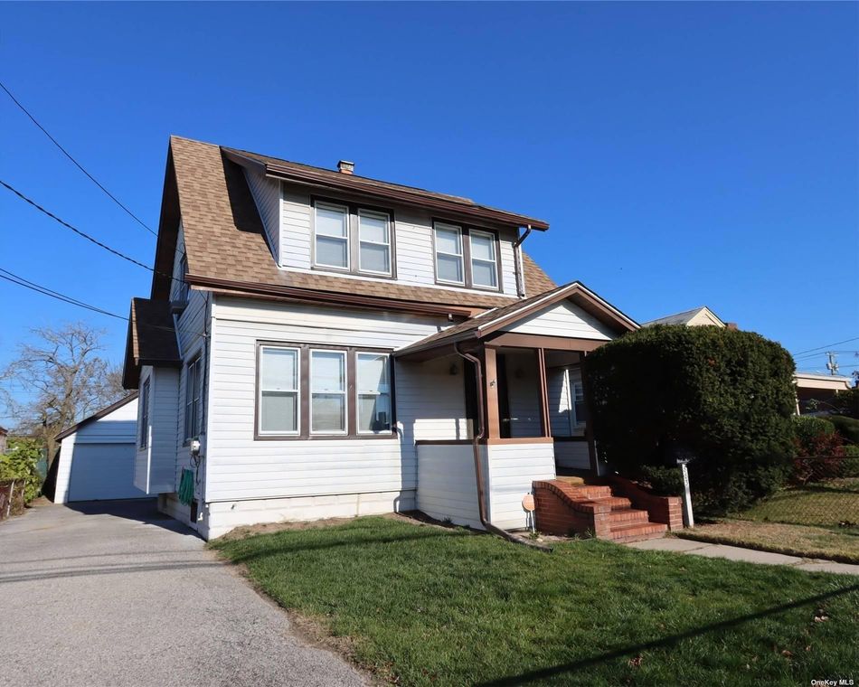 Image 1 of 9 for 883 Clay Street in Long Island, Baldwin, NY, 11510