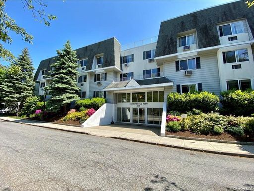 Image 1 of 16 for 1035 E Boston Post Road #3-11 in Westchester, Mamaroneck, NY, 10543