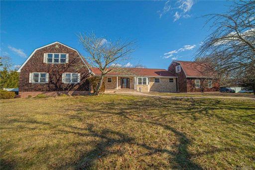 Image 1 of 28 for 873 Manor Lane in Long Island, Bay Shore, NY, 11706