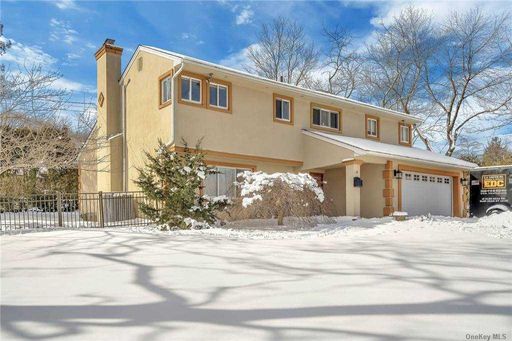 Image 1 of 31 for 27 Briarwood Drive in Long Island, Glen Cove, NY, 11542
