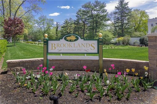 Image 1 of 16 for 3 Brooklands #2G in Westchester, Bronxville, NY, 10708